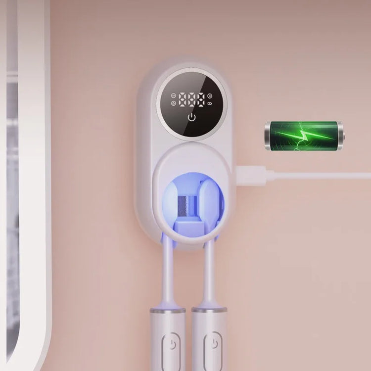 Stérilisateur UV brosse à dents avec affichage numérique et batterie chargée.